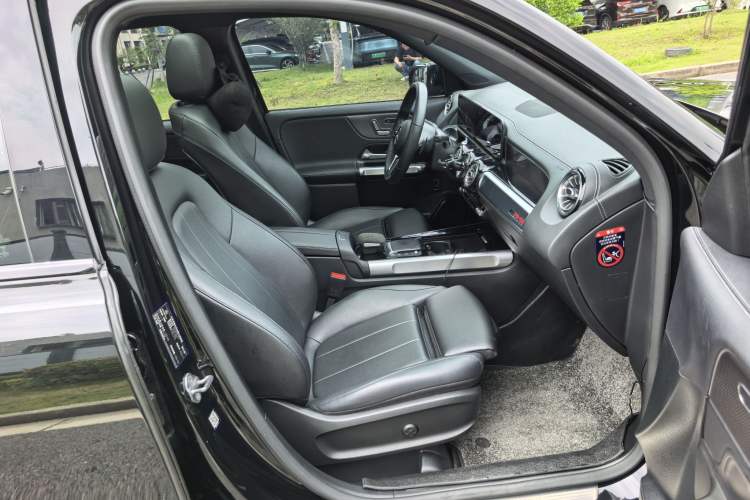Used Mercedes-Benz GLB 2021 GLB 200 Fashion Model Interior 8