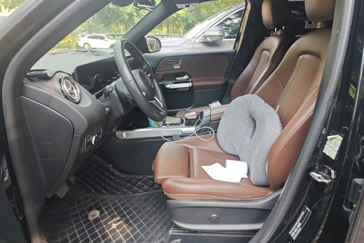 Used Mercedes-Benz GLB 2021 GLB 200 4MATIC Left Front Seat