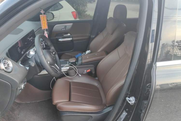 Used Mercedes-Benz GLB 2021 GLB 200 Dynamic Edition Left Front Seat