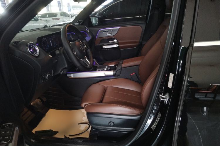 Used Mercedes-Benz GLB 2021 GLB 200 Fashion Model Left Front Seat