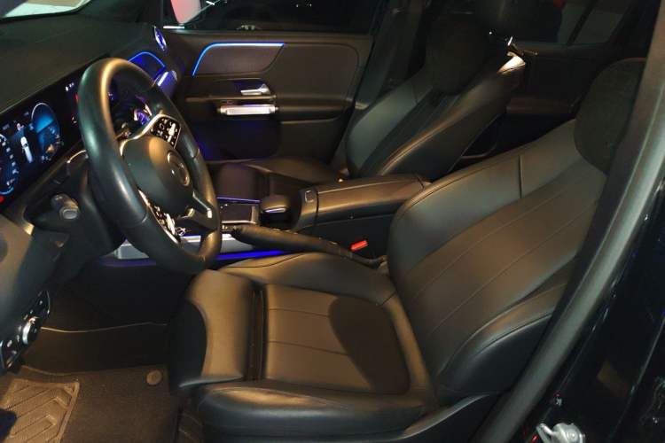 Used Mercedes-Benz GLB 2021 GLB 200 Dynamic Edition Left Front Seat