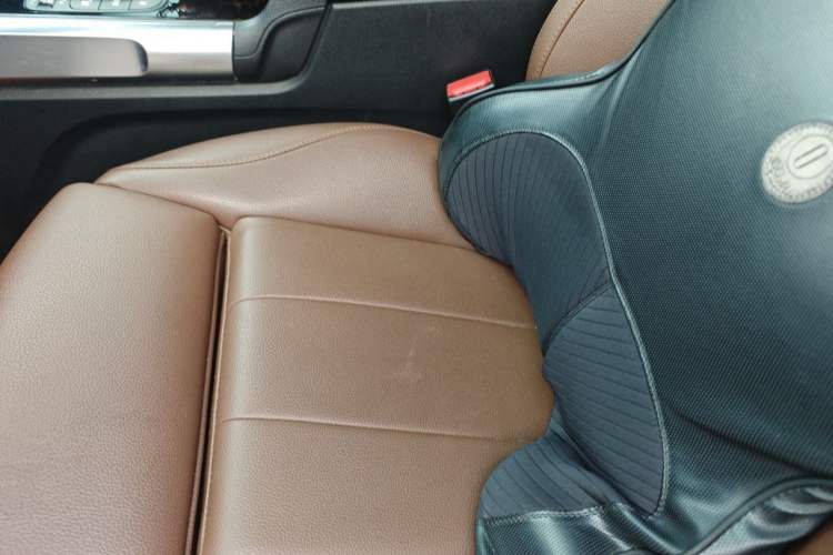 Used Mercedes-Benz GLB 2021 GLB 200 Fashion Model Left Front Seat