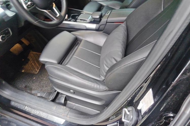Used Mercedes-Benz GLB 2021 GLB 200 Fashion Model Left Front Seat