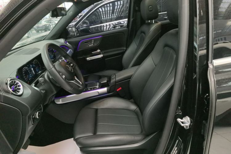 Used Mercedes-Benz GLB 2021 GLB 200 Fashion Model Left Front Seat