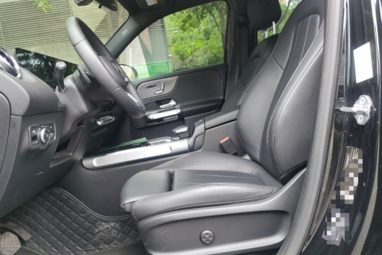 Used Mercedes-Benz GLB 2021 GLB 200 Fashion Model Left Front Seat