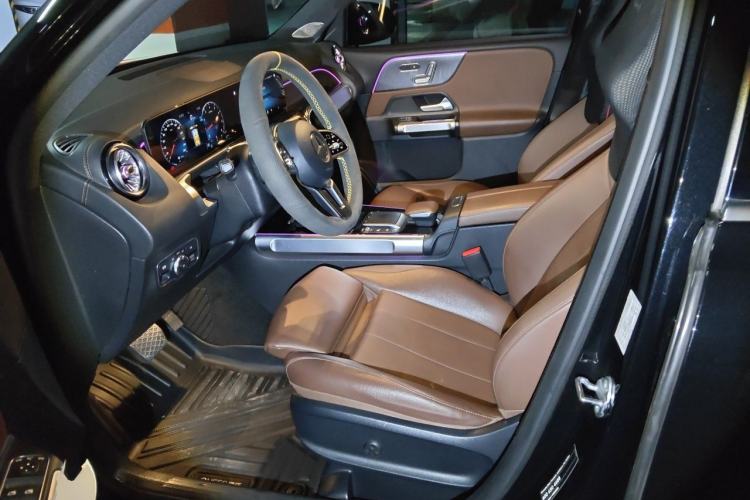 Used Mercedes-Benz GLB 2021 GLB 200 Fashion Model Left Front Seat