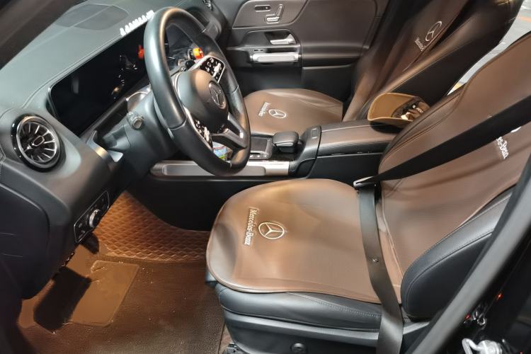 Used Mercedes-Benz GLB 2021 GLB 200 Fashion Model Left Front Seat