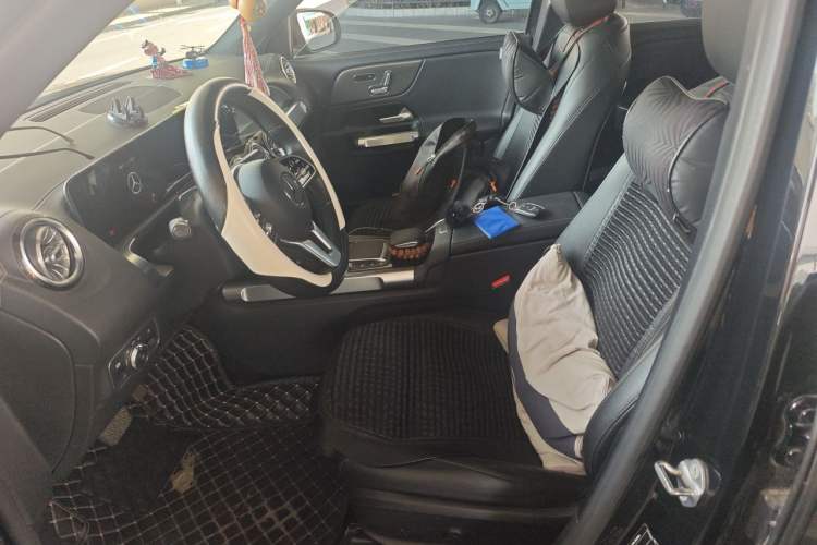 Used Mercedes-Benz GLB 2021 GLB 200 Fashion Model Left Front Seat