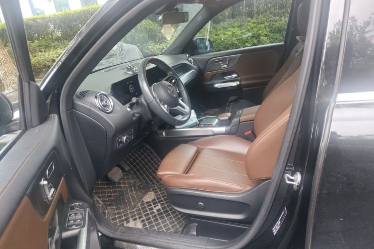 Used Mercedes-Benz GLB 2021 GLB 200 Fashion Model Left Front Seat