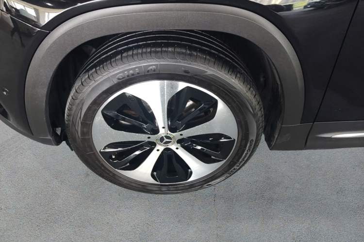 Used Mercedes-Benz GLB 2021 GLB 200 Fashion Model Left Front Wheel Hub