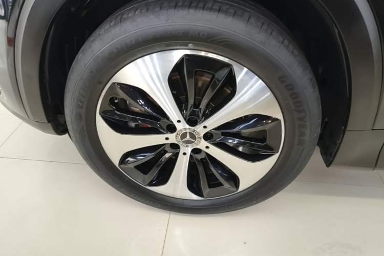 Used Mercedes-Benz GLB 2021 GLB 200 Fashion Model Left Front Wheel Hub