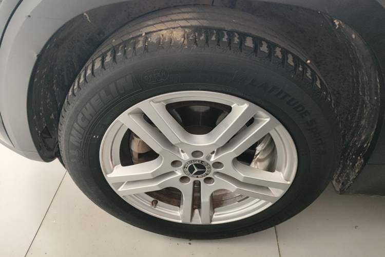 Used Mercedes-Benz GLB 2021 GLB 200 Dynamic Edition Left Front Wheel Hub