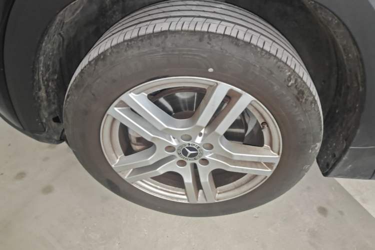 Used Mercedes-Benz GLB 2021 GLB 200 Dynamic Edition Left Front Wheel Hub