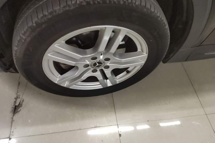 Used Mercedes-Benz GLB 2021 GLB 200 Dynamic Edition Left Front Wheel Hub