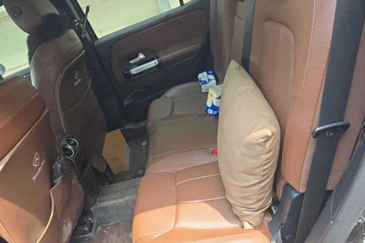 Used Mercedes-Benz GLB 2021 GLB 200 Fashion Model Left Rear Seat