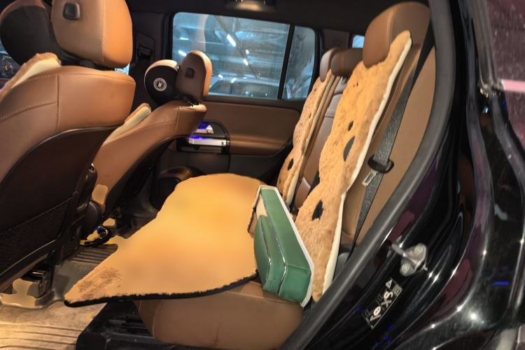 Used Mercedes-Benz GLB 2021 GLB 200 Dynamic Edition Left Rear Seat