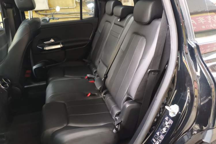 Used Mercedes-Benz GLB 2021 GLB 200 Fashion Model Left Rear Seat