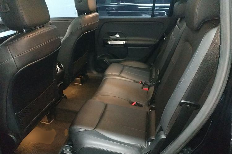 Used Mercedes-Benz GLB 2021 GLB 200 Fashion Model Left Rear Seat