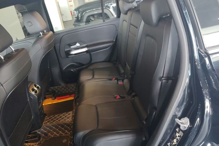 Used Mercedes-Benz GLB 2021 GLB 200 Fashion Model Left Rear Seat