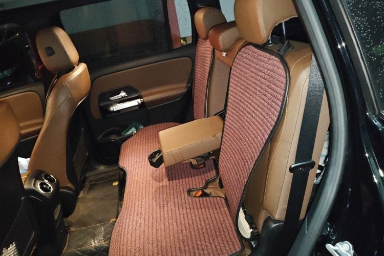 Used Mercedes-Benz GLB 2021 GLB 200 Dynamic Edition Left Rear Seat