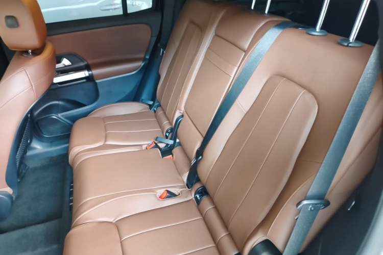 Used Mercedes-Benz GLB 2021 GLB 200 Dynamic Edition Left Rear Seat