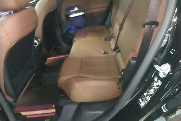 Used Mercedes-Benz GLB 2021 GLB 200 Fashion Model Left Rear Seat