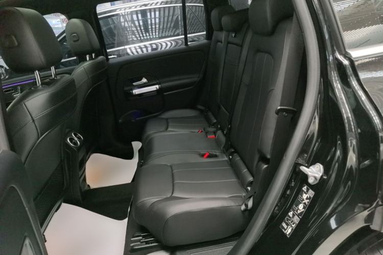 Used Mercedes-Benz GLB 2021 GLB 200 Fashion Model Left Rear Seat