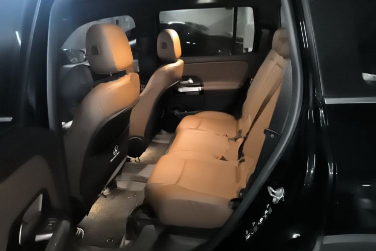 Used Mercedes-Benz GLB 2021 GLB 200 Fashion Model Left Rear Seat