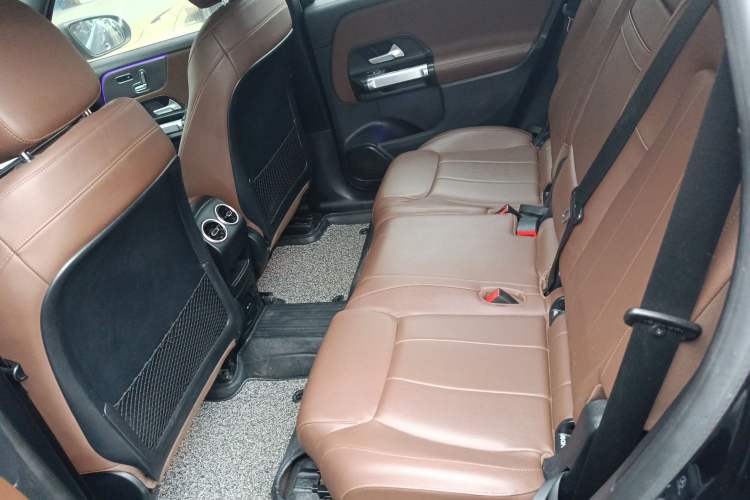 Used Mercedes-Benz GLB 2021 GLB 200 Fashion Model Left Rear Seat