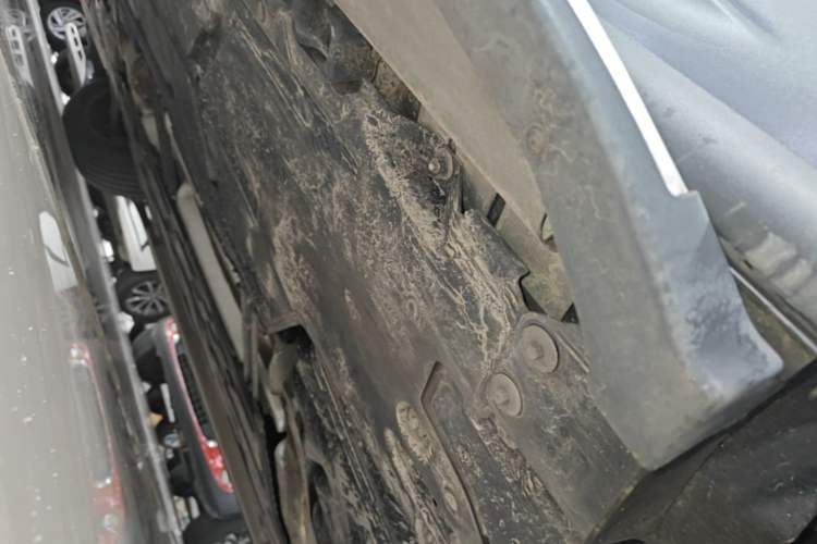 Used Mercedes-Benz GLB 2021 GLB 200 Fashion Model Left Side Sill