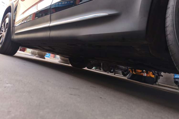 Used Mercedes-Benz GLB 2021 GLB 200 Fashion Model Left Side Sill