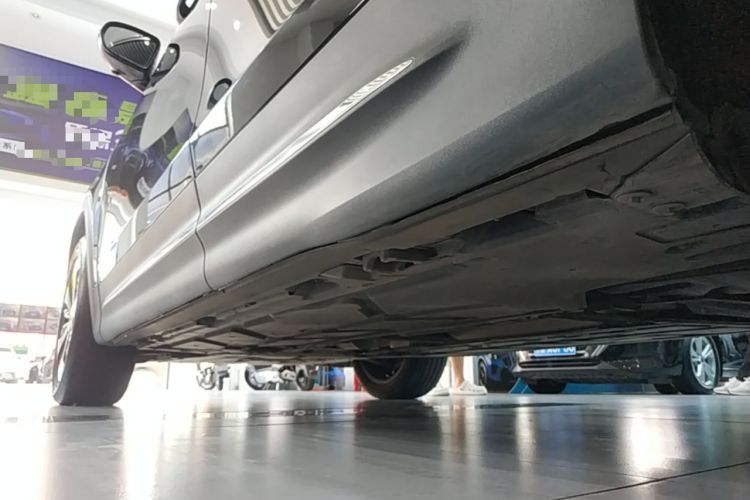 Used Mercedes-Benz GLB 2021 GLB 200 Fashion Model Left Side Sill
