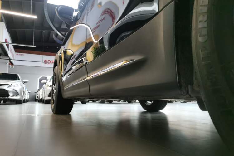 Used Mercedes-Benz GLB 2021 GLB 200 Dynamic Edition Left Side Sill