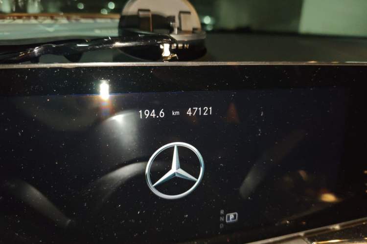 Used Mercedes-Benz GLB 2021 GLB 200 Dynamic Edition Odometer Close Up