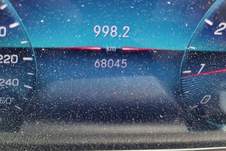 Used Mercedes-Benz GLB 2021 GLB 200 Dynamic Edition Odometer Close Up