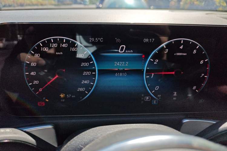 Used Mercedes-Benz GLB 2021 GLB 200 Fashion Model Odometer Close Up