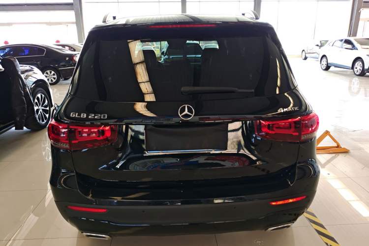 Used Mercedes-Benz GLB 2021 GLB 200 4MATIC Rear