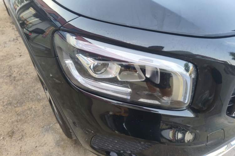 Used Mercedes-Benz GLB 2021 GLB 200 Fashion Model Right Front Headlight