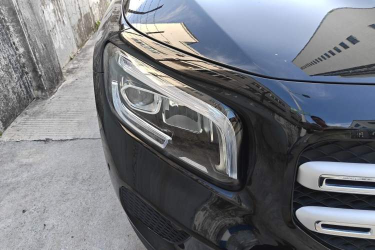 Used Mercedes-Benz GLB 2021 GLB 200 Dynamic Edition Right Front Headlight