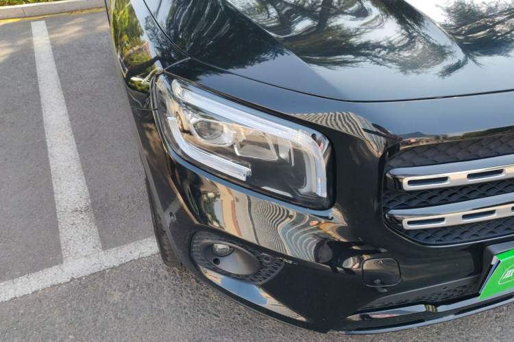 Used Mercedes-Benz GLB 2021 GLB 200 4MATIC Right Front Headlight
