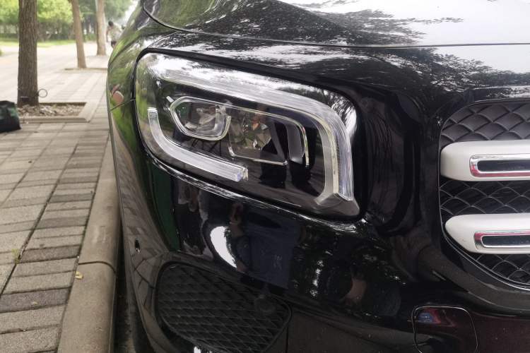 Used Mercedes-Benz GLB 2021 GLB 200 Fashion Model Right Front Headlight
