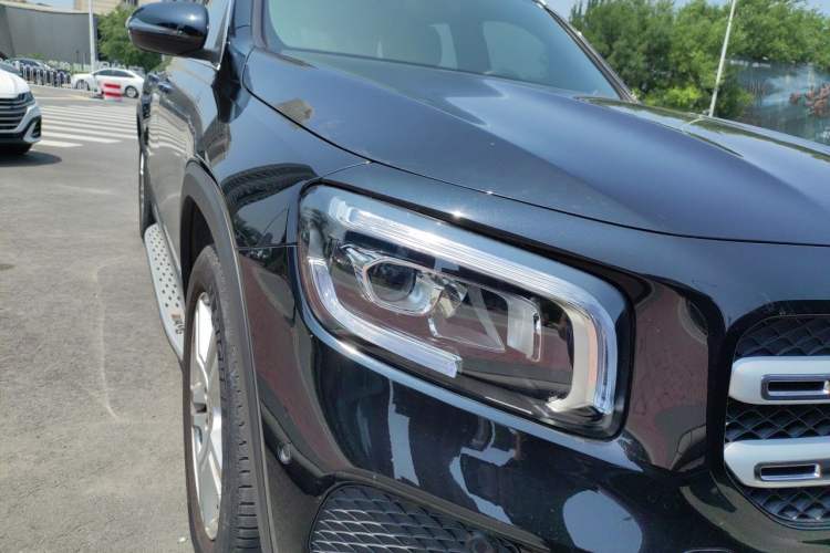 Used Mercedes-Benz GLB 2021 GLB 200 Dynamic Edition Right Front Headlight