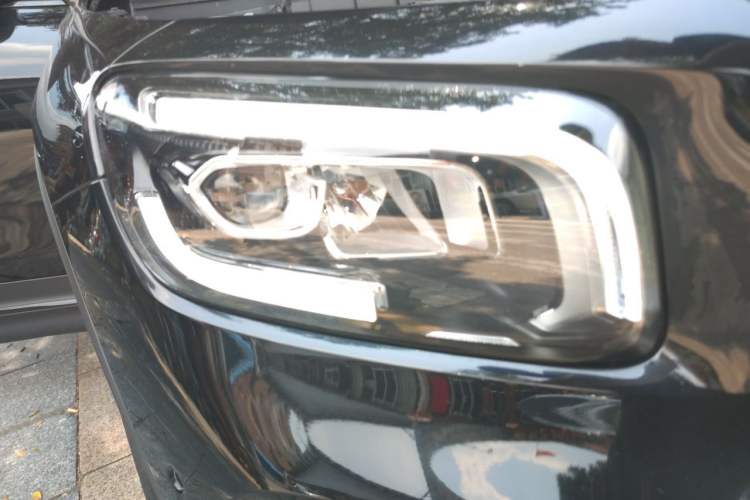Used Mercedes-Benz GLB 2021 GLB 200 4MATIC Right Front Headlight