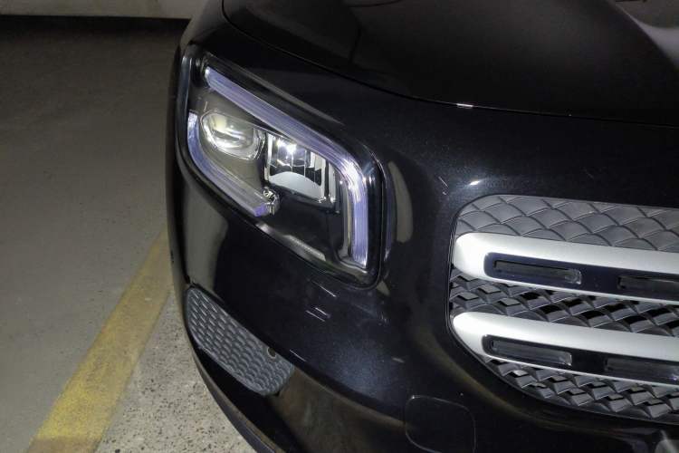 Used Mercedes-Benz GLB 2021 GLB 200 Dynamic Edition Right Front Headlight