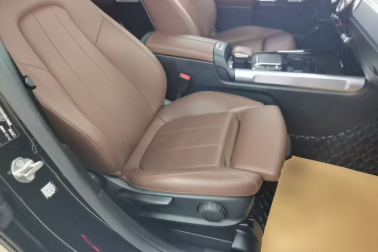 Used Mercedes-Benz GLB 2021 GLB 200 Dynamic Edition Right Front Seat