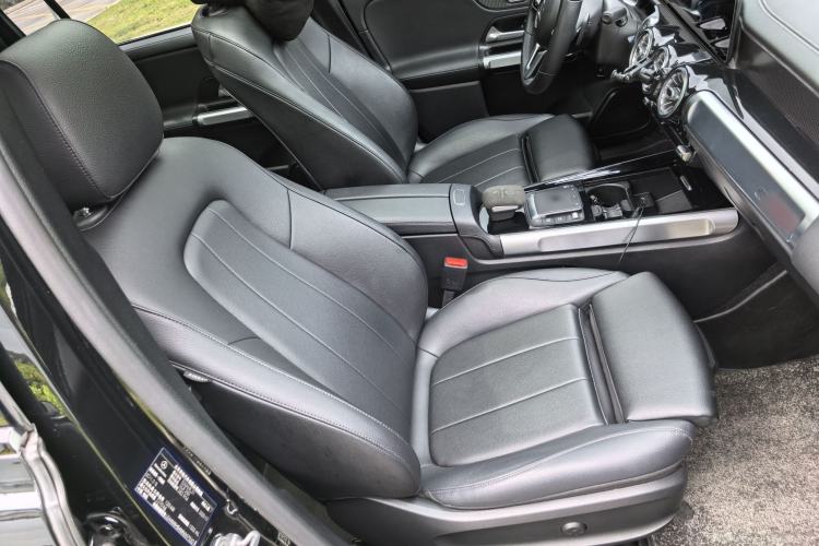 Used Mercedes-Benz GLB 2021 GLB 200 Fashion Model Right Front Seat