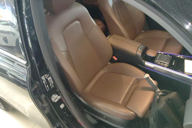 Used Mercedes-Benz GLB 2021 GLB 200 4MATIC Right Front Seat