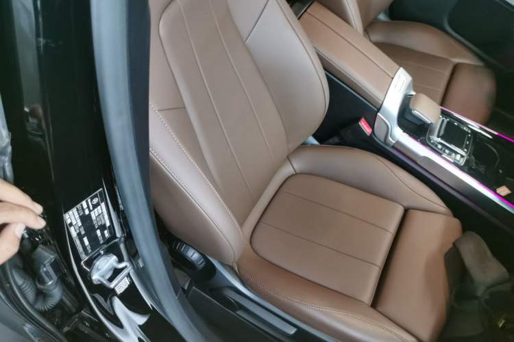 Used Mercedes-Benz GLB 2021 GLB 200 Dynamic Edition Right Front Seat