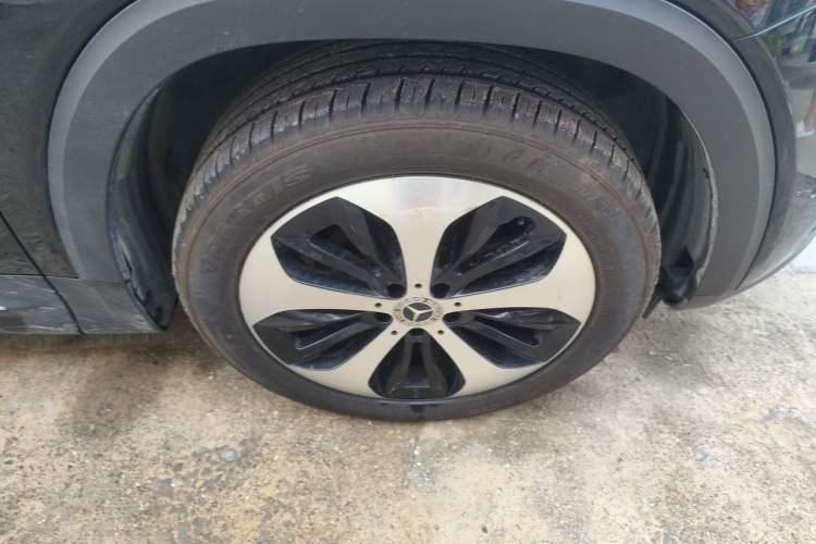 Used Mercedes-Benz GLB 2021 GLB 200 Fashion Model Right Front Wheel Hub