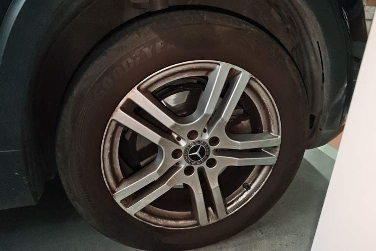 Used Mercedes-Benz GLB 2021 GLB 200 Dynamic Edition Right Front Wheel Hub